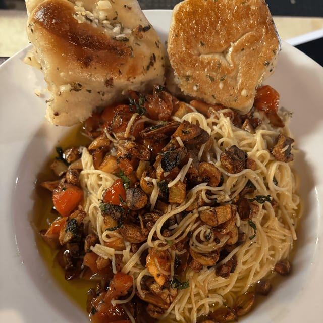 Angel Hair, Garlic & Oil.